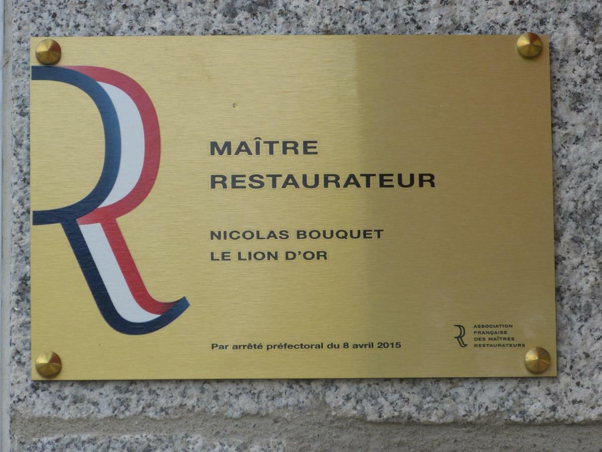 Le Lion D'Or Hotell Saint-Chély-dʼApcher Eksteriør bilde