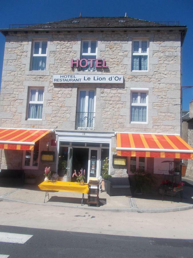 Le Lion D'Or Hotell Saint-Chély-dʼApcher Eksteriør bilde